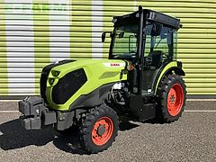 Claas nexos 220 s