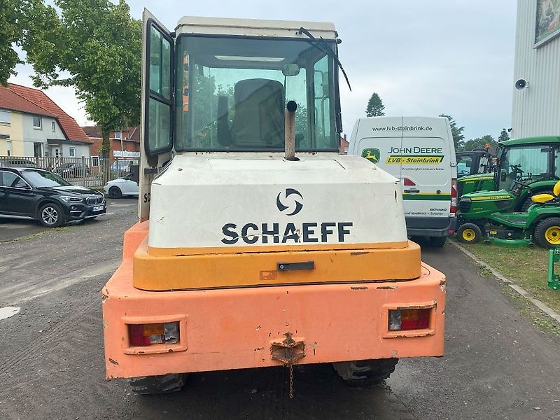 Schaeff SKL843