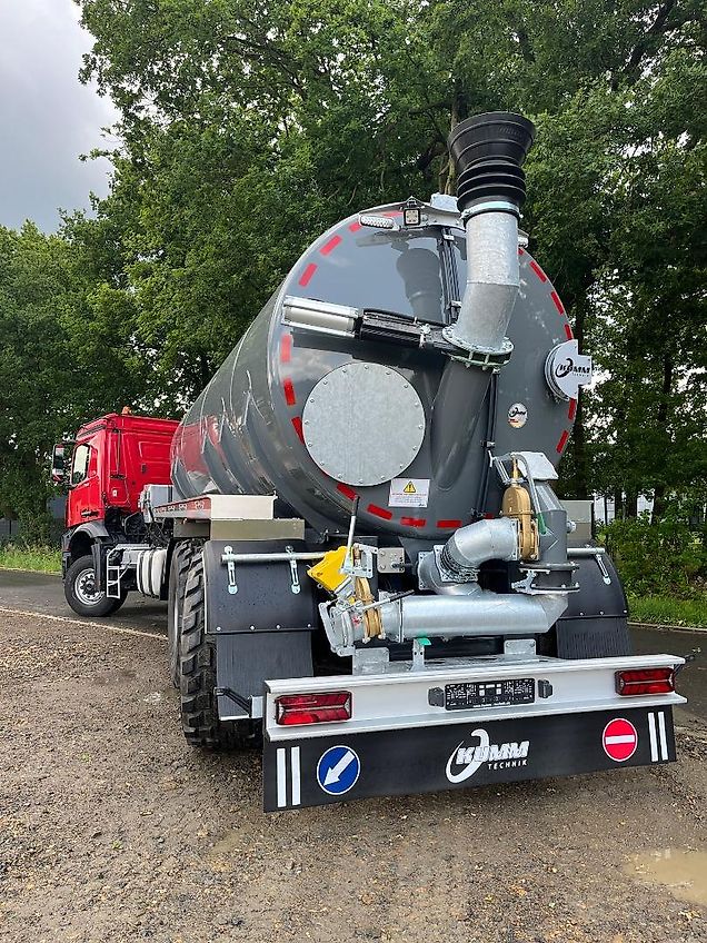 KUMM TECHNIK KTD 28 + Mercedes Arocs 4x4