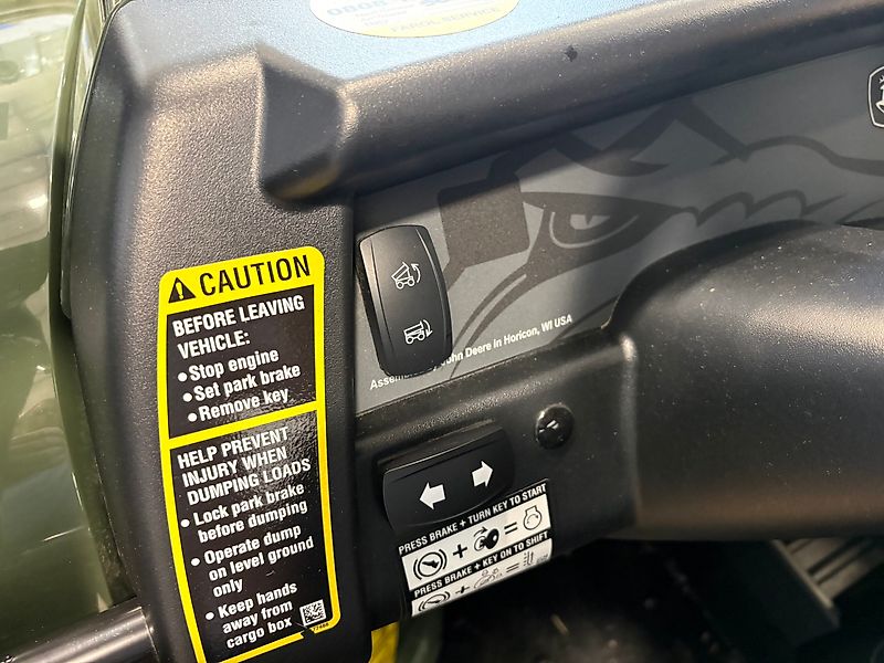 John Deere XUV855M S4