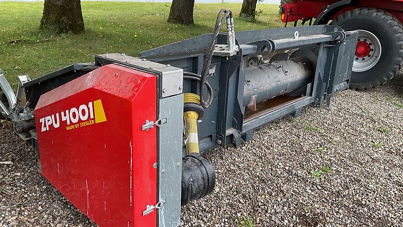 Ziegler 4m ZPU 4001 Pick Up