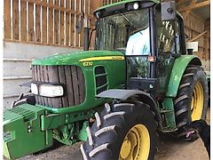 John Deere 6230