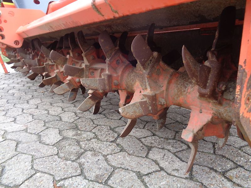 Kongskilde Howard Bodenfräse 4m mit Kerner Rotavator Rotalabour HR43 405 DU