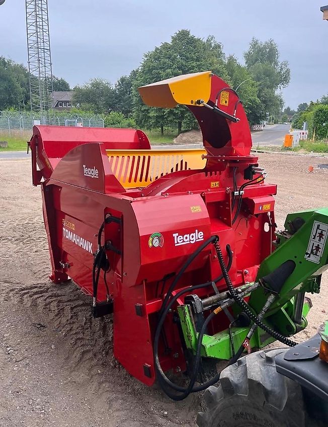 Teagle Tomahawk 6200 H Einstreumaschine Einstreugerät Ballenauflöser