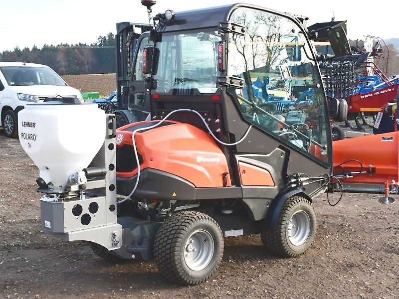 Husqvarna Rider P525 DX Winterdienst Schneeschild V-Pflug Salzstreuer