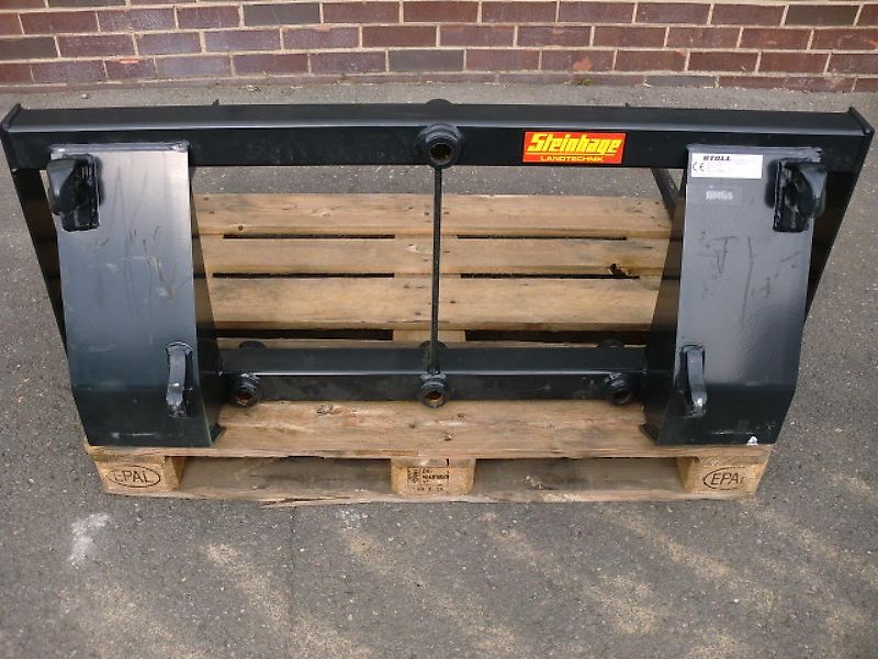 Stoll Ballenspieß für Frontlader-Euro-Aufnahme mit 2 Zinken