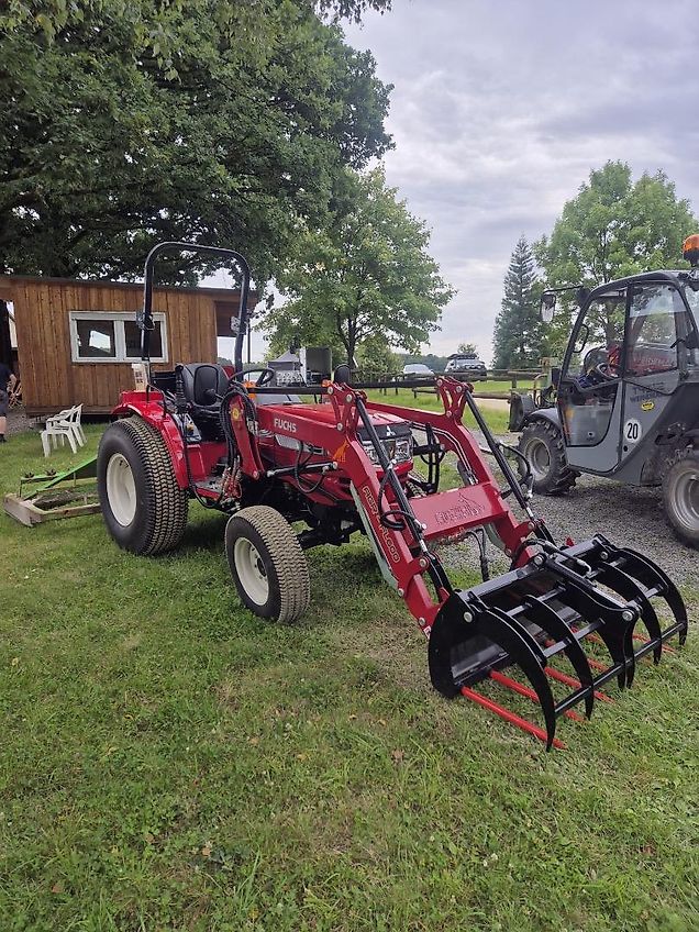 Mitsubishi MTU 26 R Frontlader