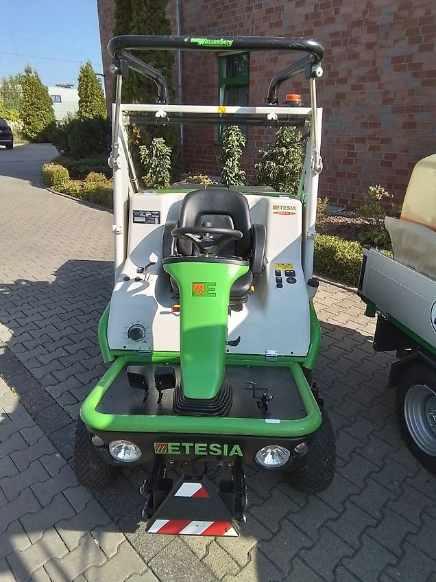 Etesia Hydro 124D