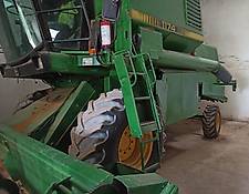 John Deere 1174M