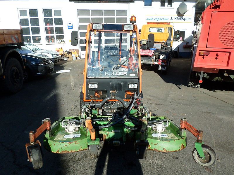 Holder C 2.45 Digital 40 km/H mit 1,8 m Mähwerk