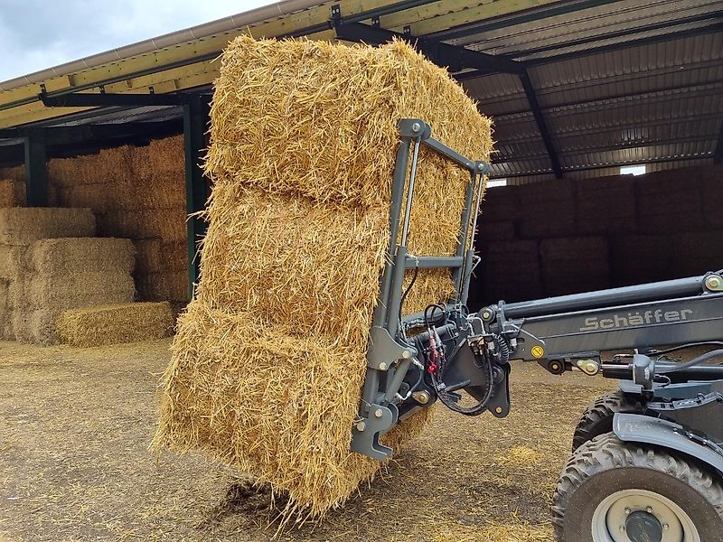 AF-Landtechnik hydraulischer Ballenspieß