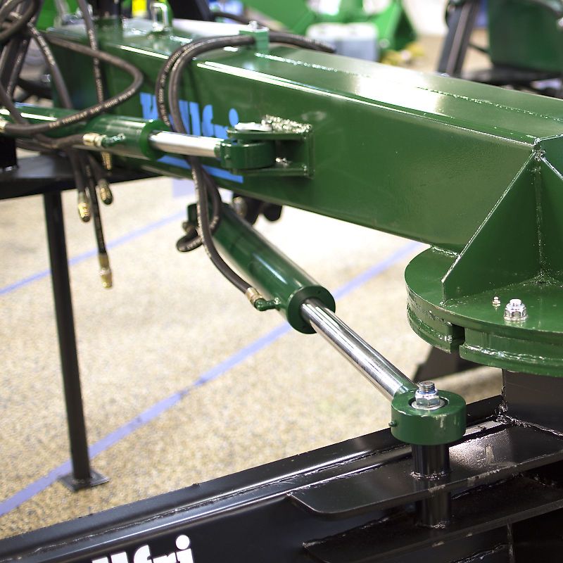 MD Kellfri Planierschild 2,7 m, inkl. Rädern und Hydraulikzylinder