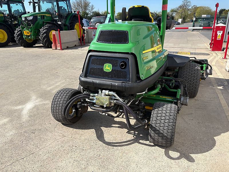 John Deere 7500AE