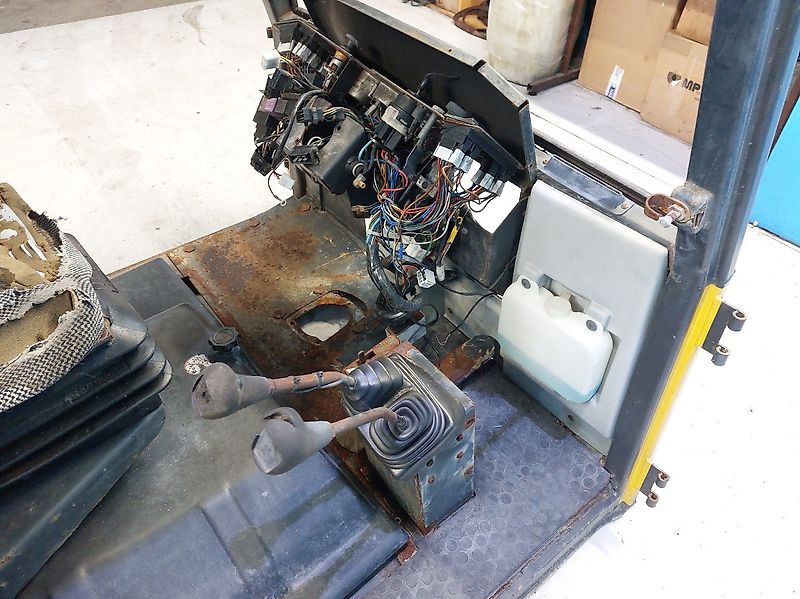 Kramer 712 (Spare part/Reservedel/Ersatzteil)