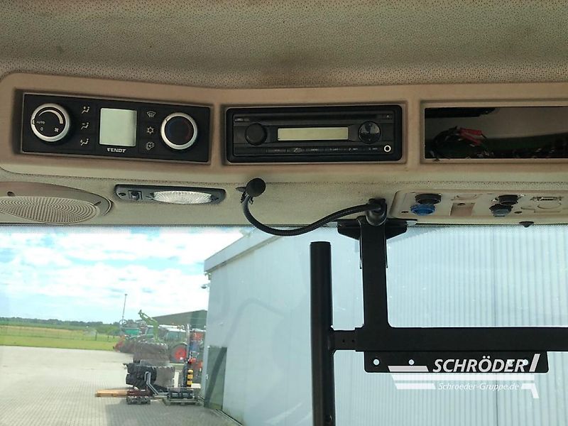 Fendt 724 VARIO S4 PROFI PLUS