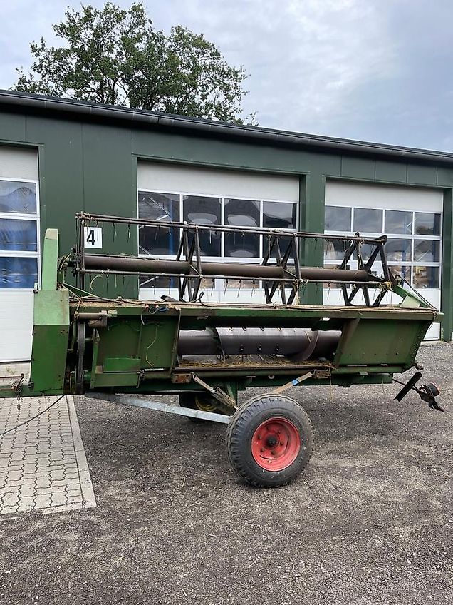 John Deere 1075 Mähdrescher *Bruttopreis* Getreide Stroh