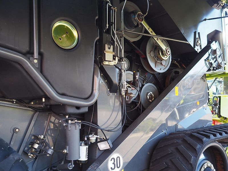 Claas Lexion 770TT 4x4 + V1200