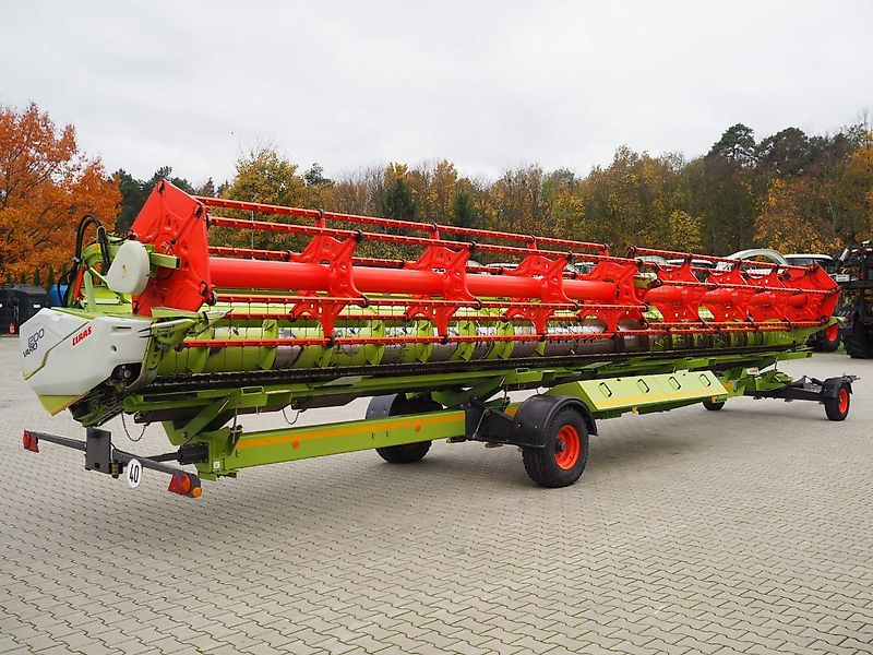 Claas Lexion 770TT 4x4 + V1200