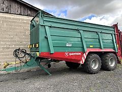 Farmtech FORTIS 2200 Abschiebewagen + Streuwerk