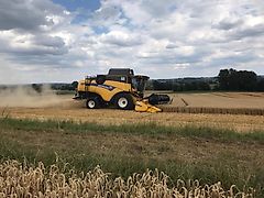 New Holland CX 7.90
