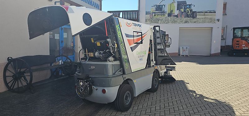 Tenax ELECTRA 2.0 EVOS + 100% elektrische Straßenreinigung - auch zur Miete!