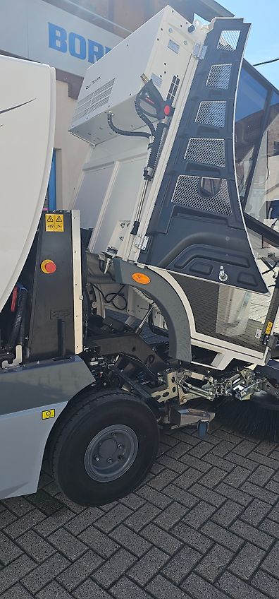 Tenax ELECTRA 2.0 EVOS + 100% elektrische Straßenreinigung - auch zur Miete!