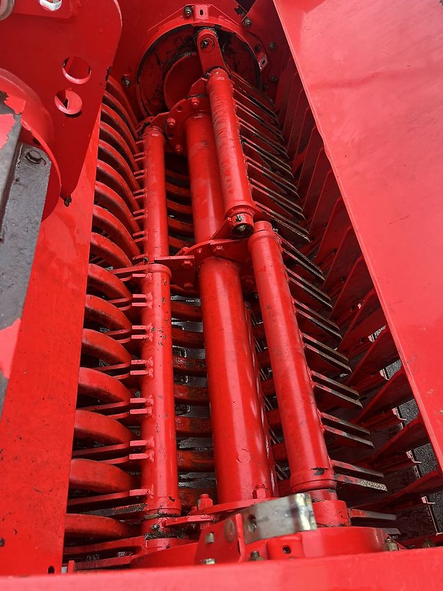 Pöttinger Euroboss 330 H