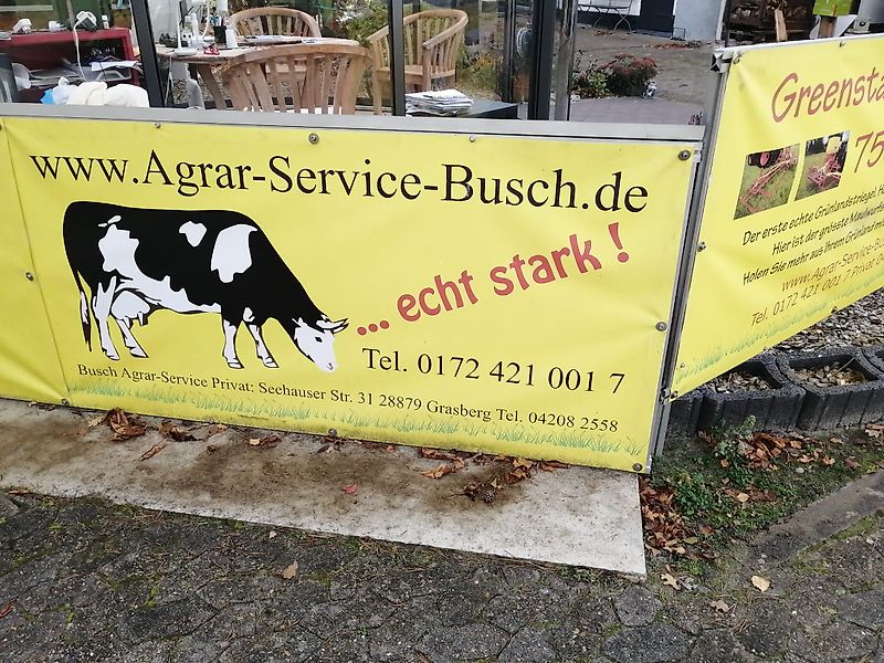 Lemken Topas 300 Lemken Kurzgrubber 2 Balkig mit 9 Stielen Scharabstand 670mm im Balken bei 9Scharen 335mm Doppelherzschare optional Flügelschare mit Hitch&Zapwellenanbaubock 500mm Stützräde rzur Tiefenführung Kein Amazone TL Vorbaugrubber