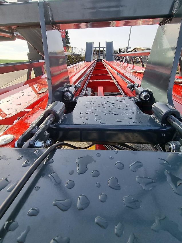 Kobzarenko Ballenwagen Selbstlader Typ PT-18 (für 18 Ballen)