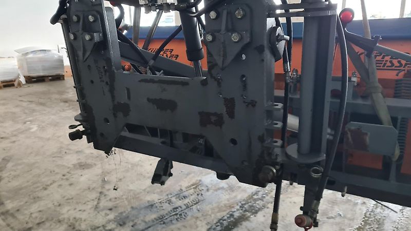 Küpper-Weisser Schneepflug MF2,4