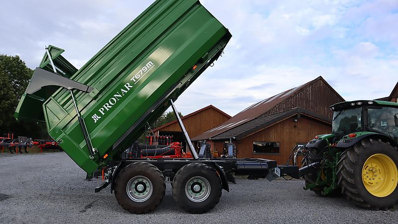 Pronar T679M Halfpipe - Muldenkipper mit Aufsätze und Bereifung 500/60R22.5--