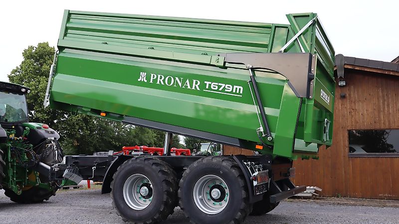 Pronar T679M Halfpipe - Muldenkipper mit Aufsätze und Bereifung 500/60R22.5--