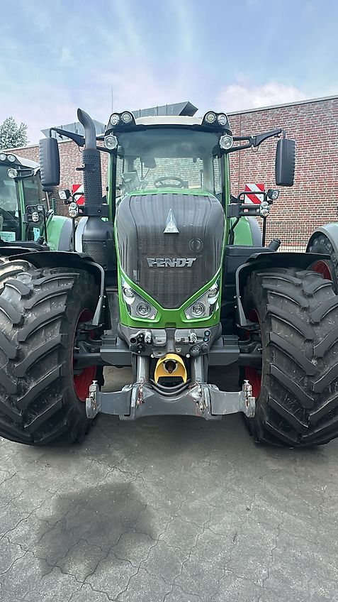 Fendt 828 Vario S4 ProfiPlus