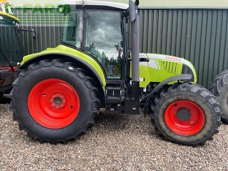 Claas ARION 640