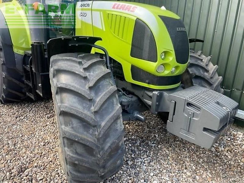 Claas ARION 640