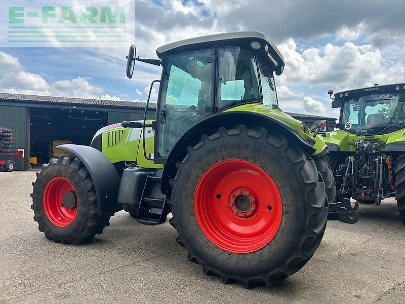 Claas ARION 640