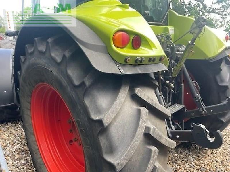 Claas ARION 640