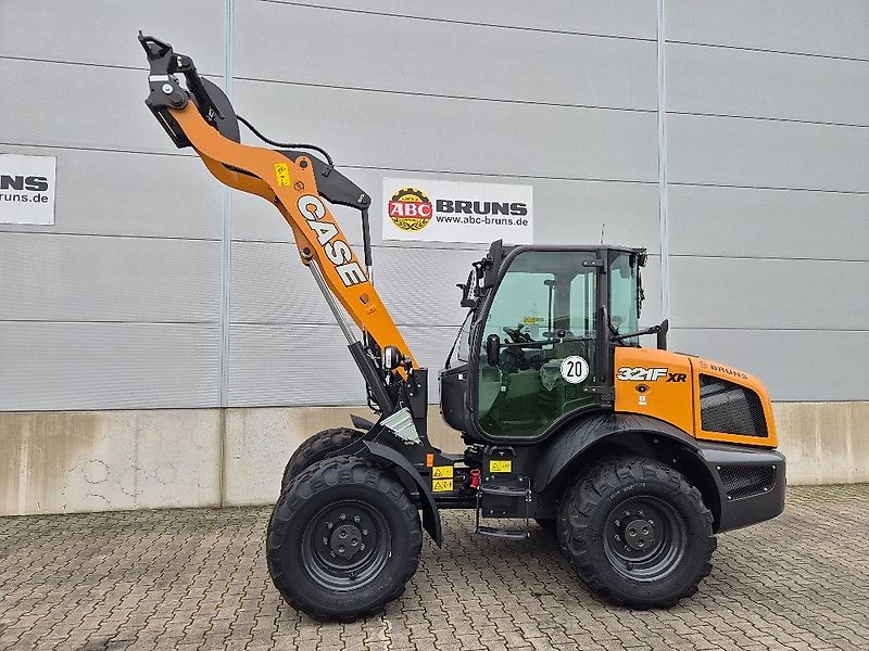 Case 321F STD XR EVO