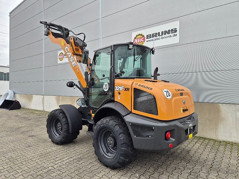 Case 321F STD XR EVO