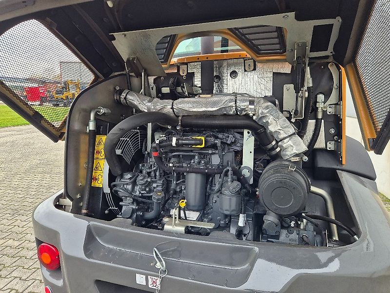 Case 321F STD XR EVO