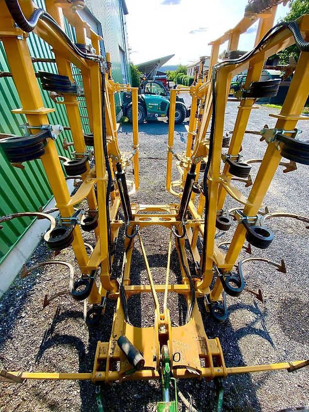 AGRISEM Biomulch Flachgrubber 6 m ohne Walze Angebaut Vorführmaschine