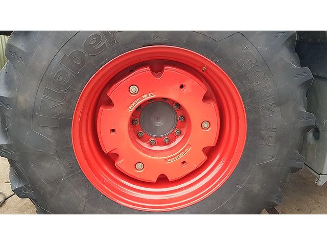 Fendt Wielgewichten 2x 300kg