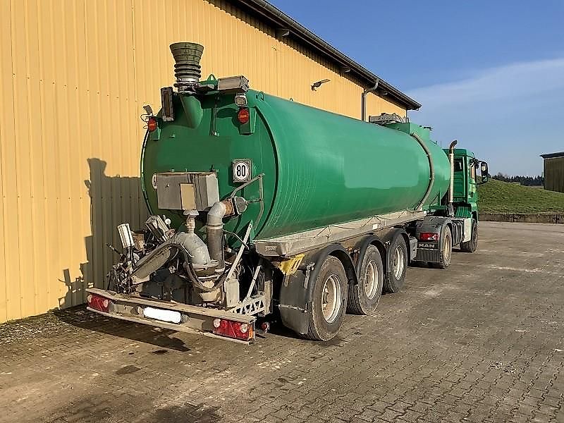 Stapel und MAN MAN TGS 18.360 4x4 BLS (Agro LOF) und Stapel 3-Achs Tanksattelauflieger