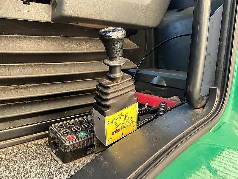 Stapel und MAN MAN TGS 18.360 4x4 BLS (Agro LOF) und Stapel 3-Achs Tanksattelauflieger