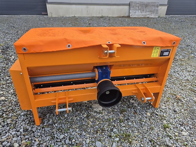 PADAGAS SP-240 Kastenstreuer Traktor Kubota Isek