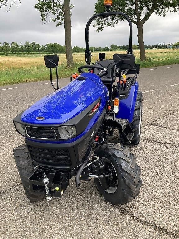 Farmtrac FT 22 m Compact trekker Kubota Tym Brandson Shibaura Kioti