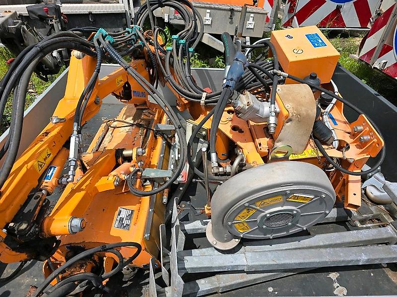 mulag MRM 300 Randstreifenmäher Böschungsmäher Böschungsmulcher Bankettmäher passend für Unimog 405/10 405/12 UGN UGE U300 U 300 400 500 218 318 423 430 530 427 429 Gebläse