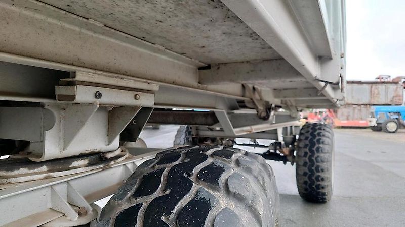 Fortschritt HW 80.11 mit Conow V4.2 Aufbau