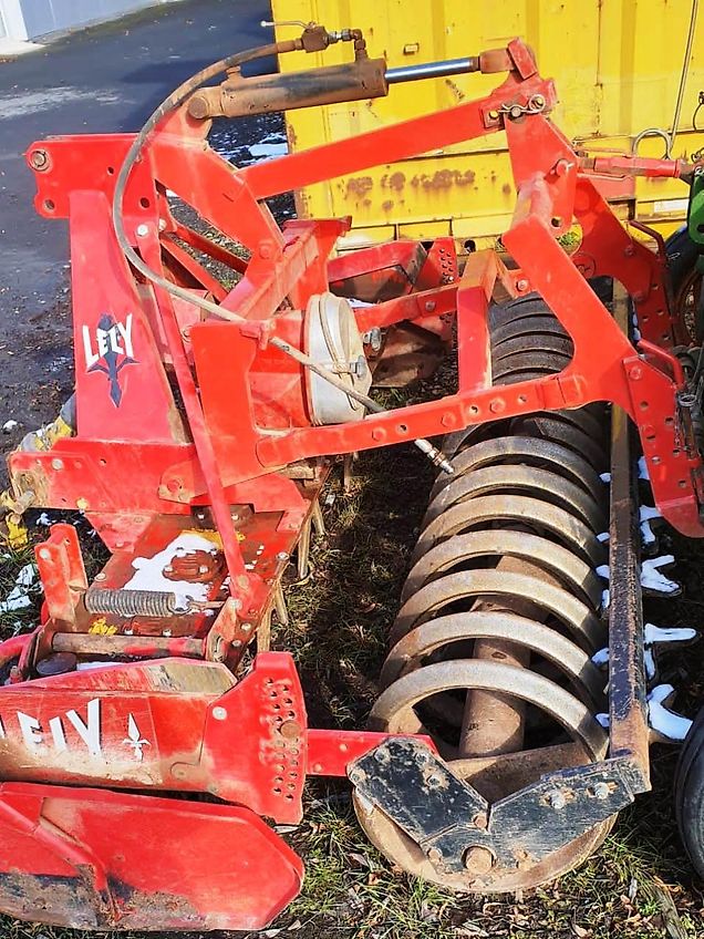 Lely 2,5m m.Amazone Sämaschine D8 Spezial25