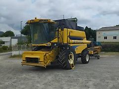 New Holland csx 7050
